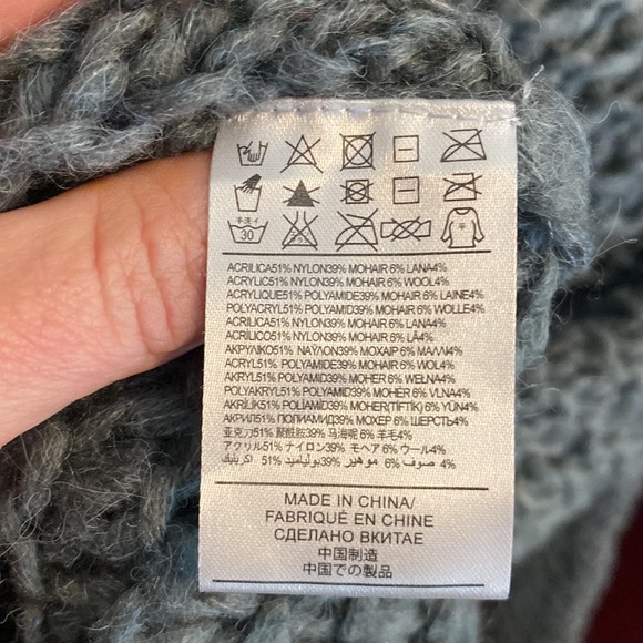 Silvian Heach Pullover Sweater - Picture 8 of 8